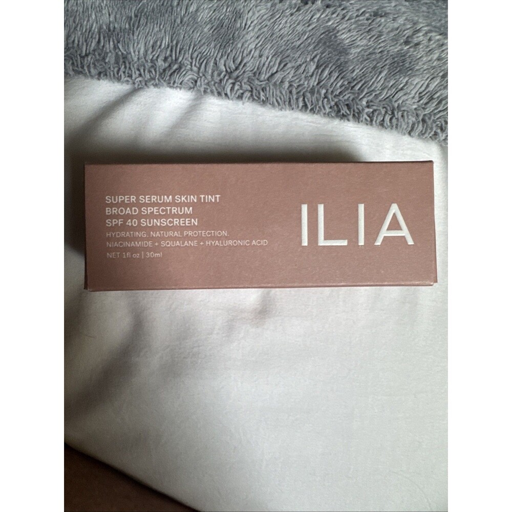 ILIA Super Serum Skin Tint SPF 40 - Shela ST8